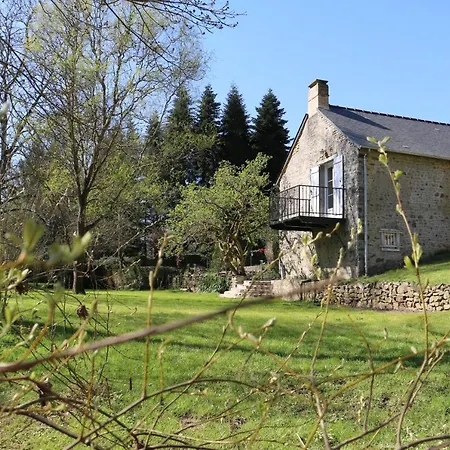 L Ilot De Leo 펜션 *